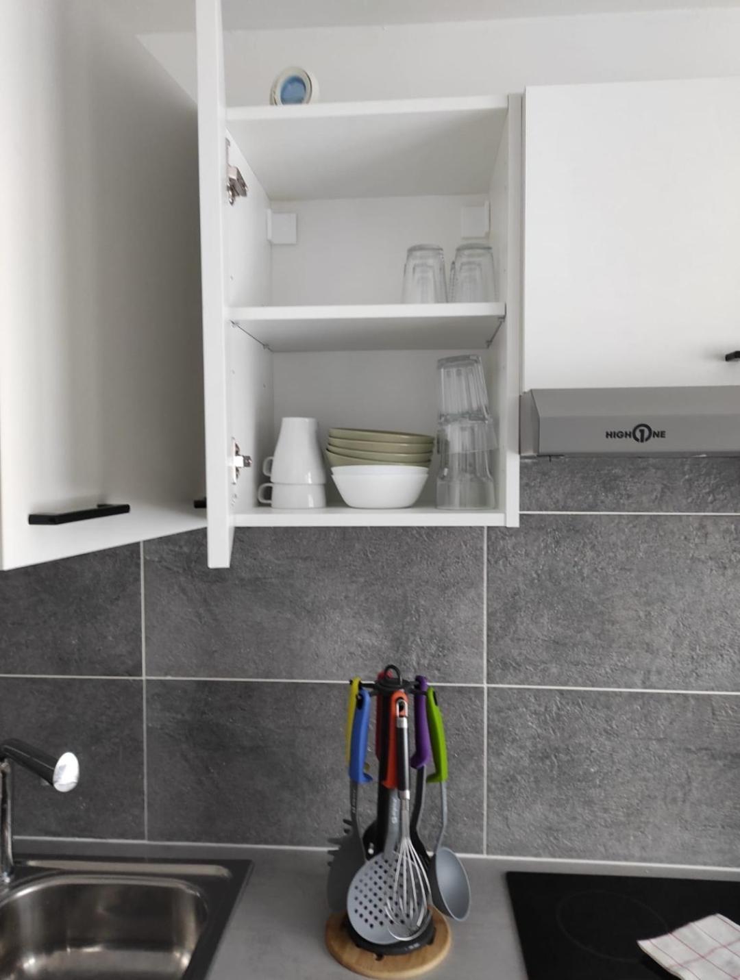 Cosy Plain-Pied Apartment Sin-le-Noble Luaran gambar