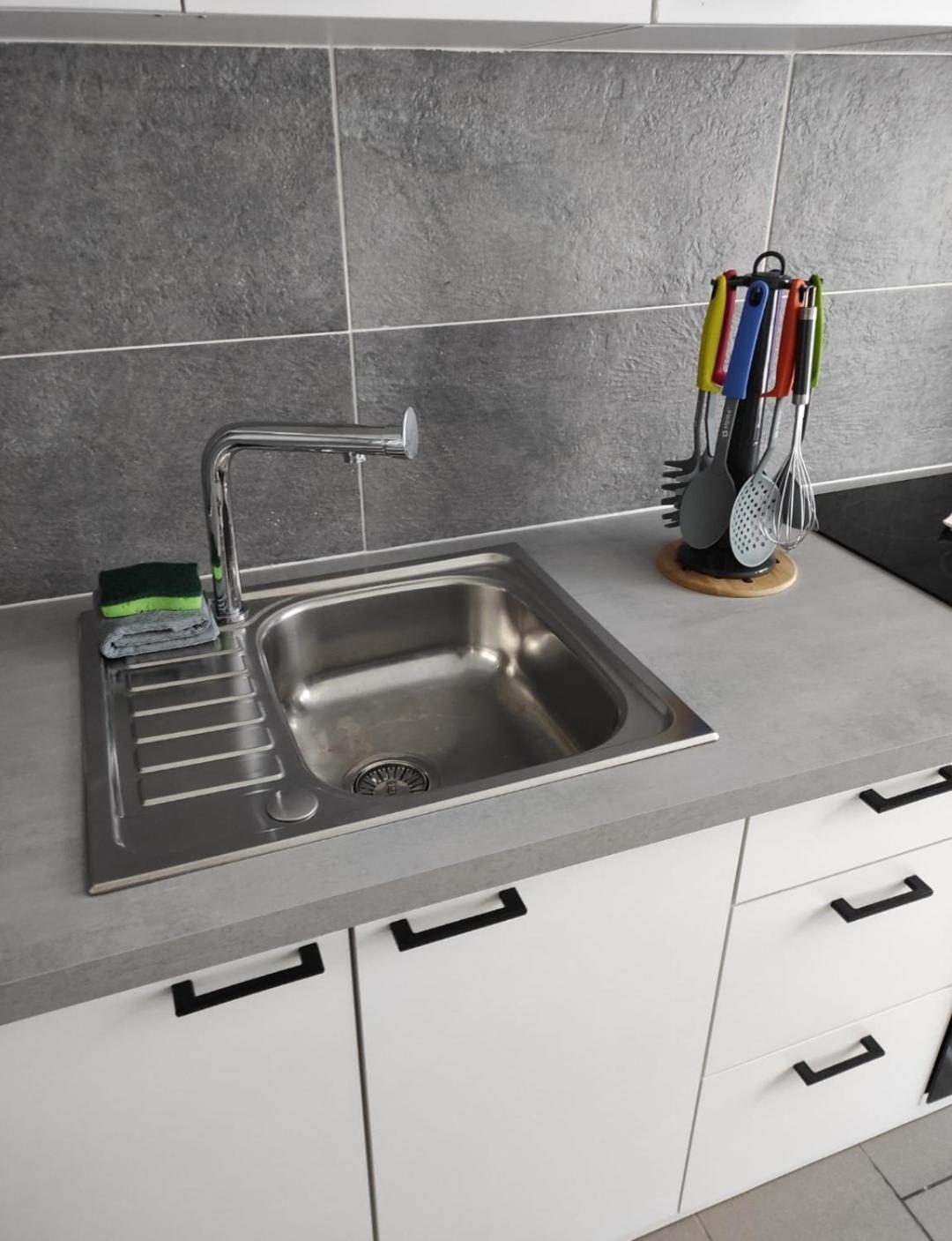 Cosy Plain-Pied Apartment Sin-le-Noble Luaran gambar