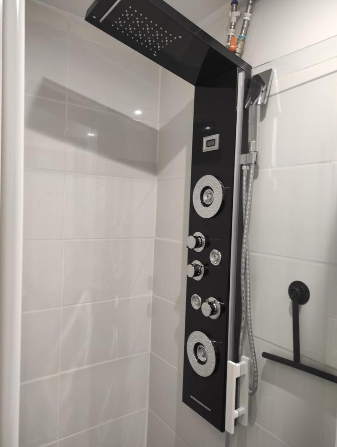 Cosy Plain-Pied Apartment Sin-le-Noble Luaran gambar