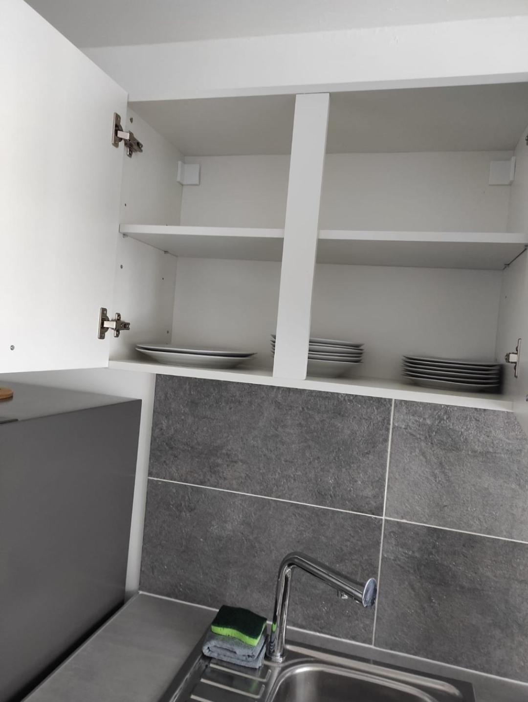 Cosy Plain-Pied Apartment Sin-le-Noble Luaran gambar